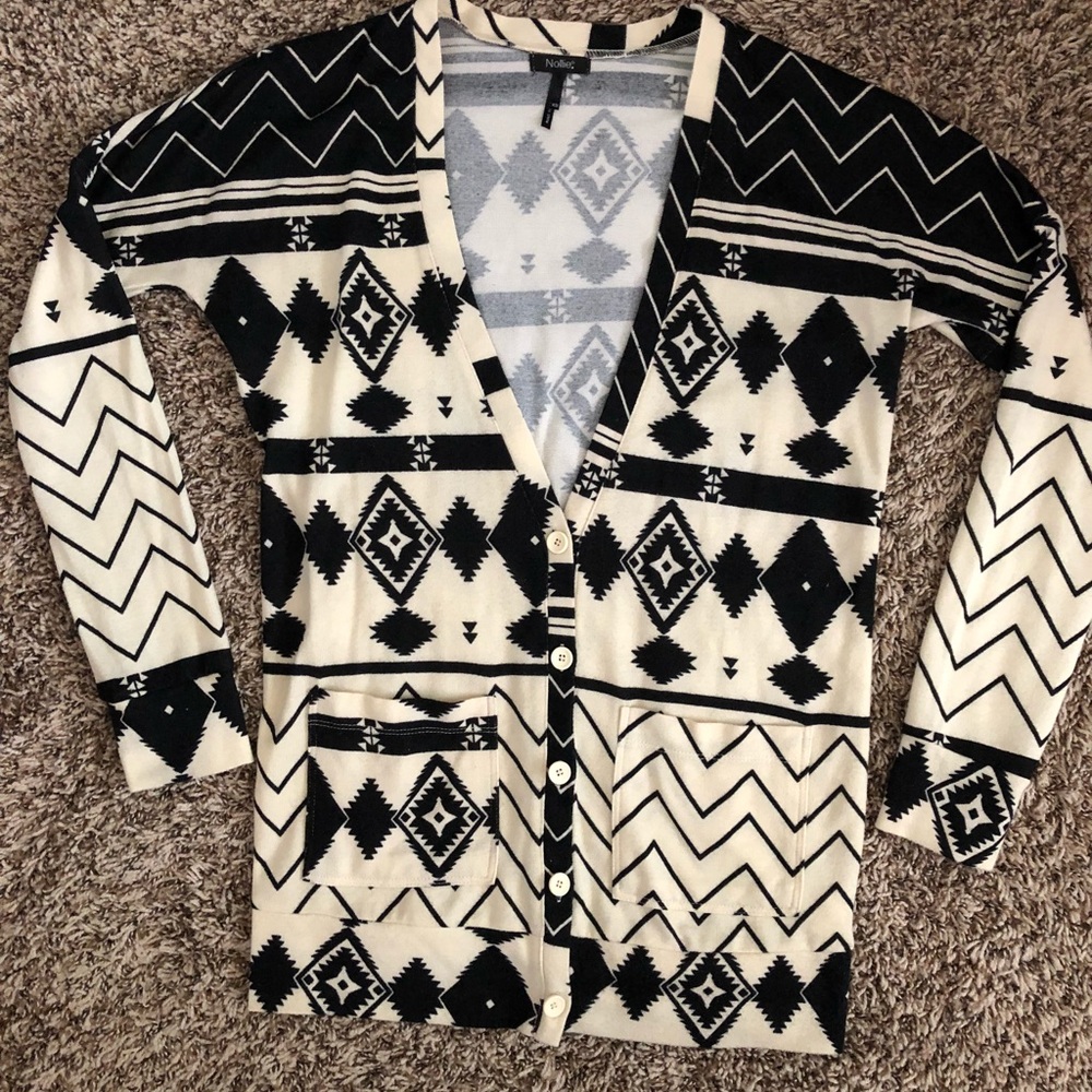 Women’s thin layer cardigan